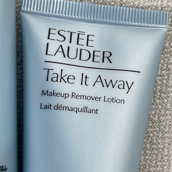 Bundle of Estée Lauder makeup remover lotion & gelee cleanser, brand new - Picture 8 of 13